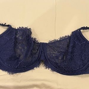 Light navy blue Victoria Secret bra 38DD